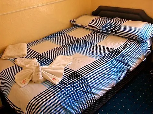 The Claire Michelle Hotel Blackpool Gæstehus